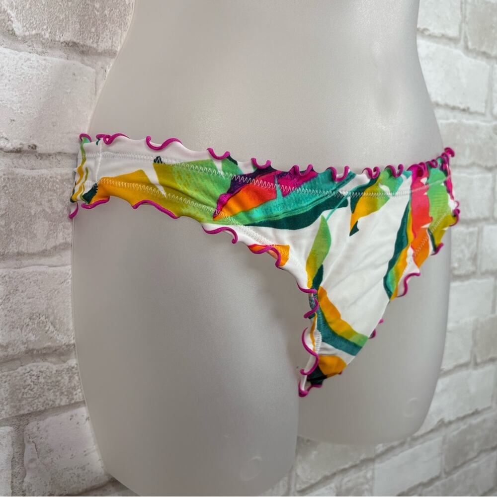 NWT Hula Honey Macy’s Bikini Swimsuit White Multicolor Small - Picture 2 of 16